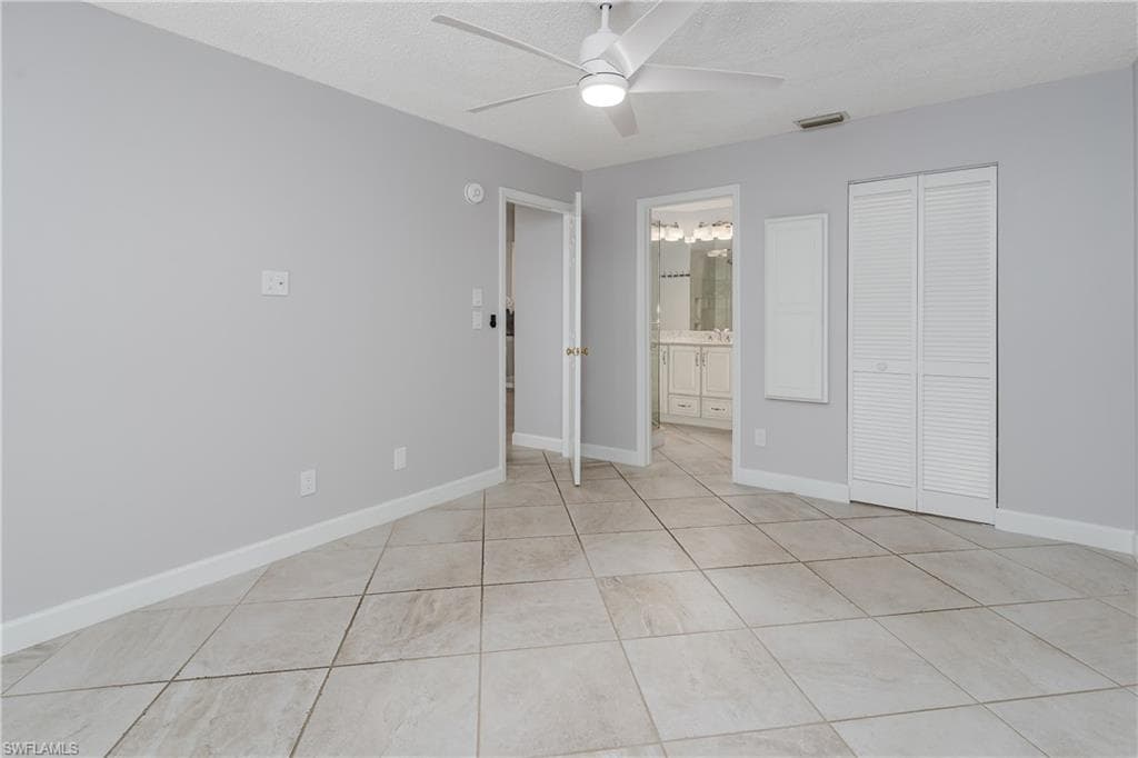 1706 Kings Lake BLVD # 203, NAPLES FL 34112-12