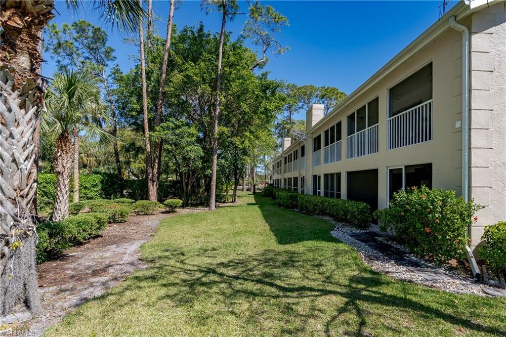 1706 Kings Lake BLVD # 203, NAPLES FL 34112-21