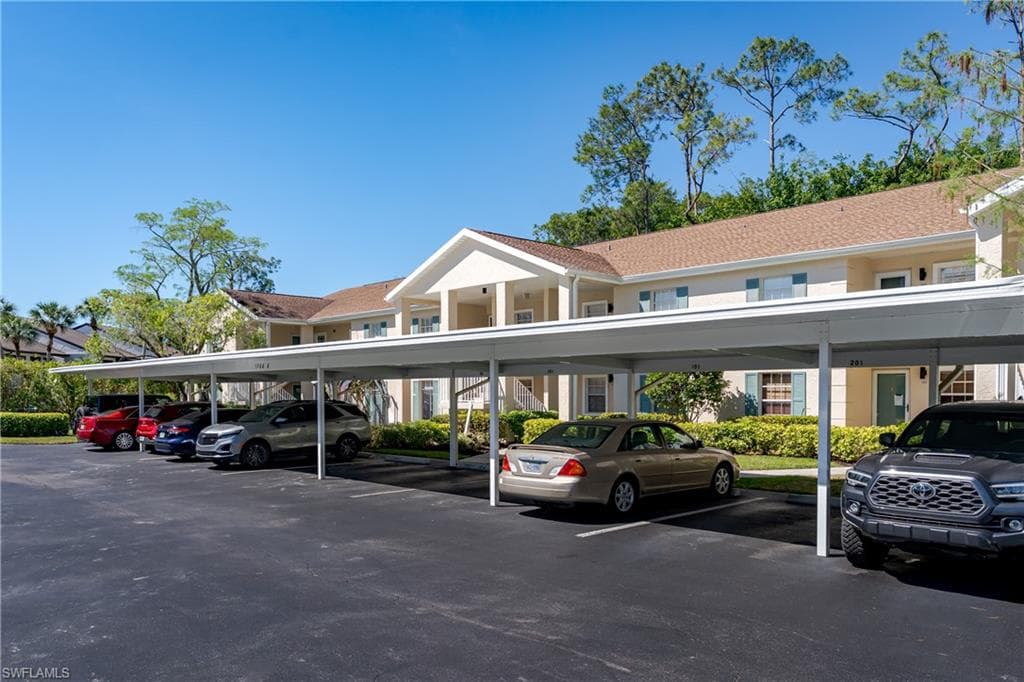 1706 Kings Lake BLVD # 203, NAPLES FL 34112-2