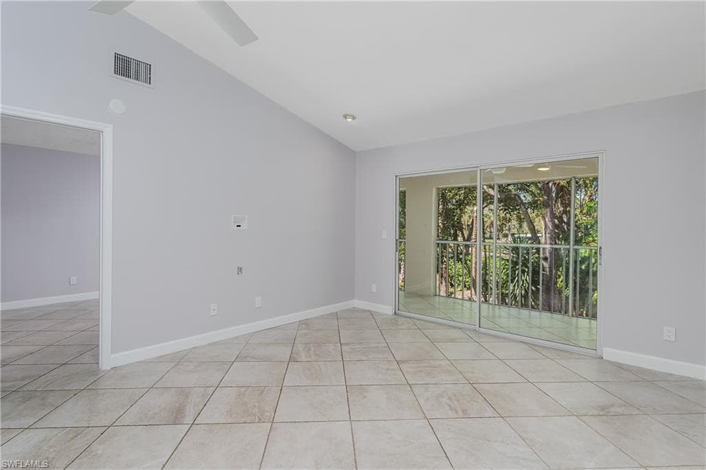1706 Kings Lake BLVD # 203, NAPLES FL 34112-8