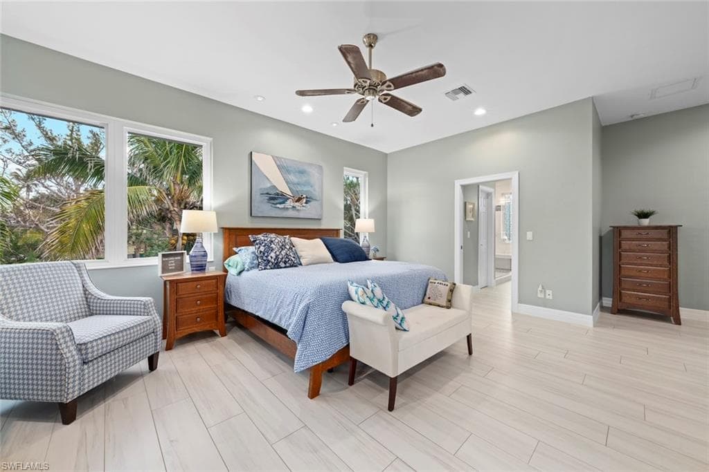 6450 Pine AVE, SANIBEL FL 33957-26