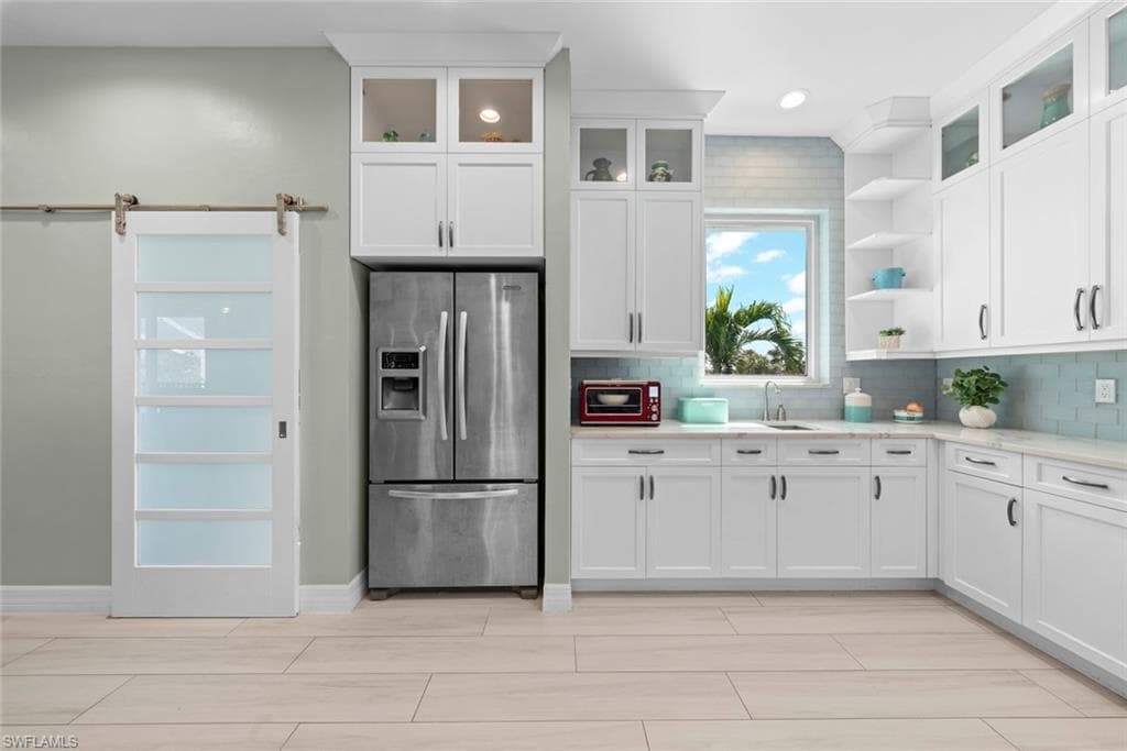 6450 Pine AVE, SANIBEL FL 33957-6