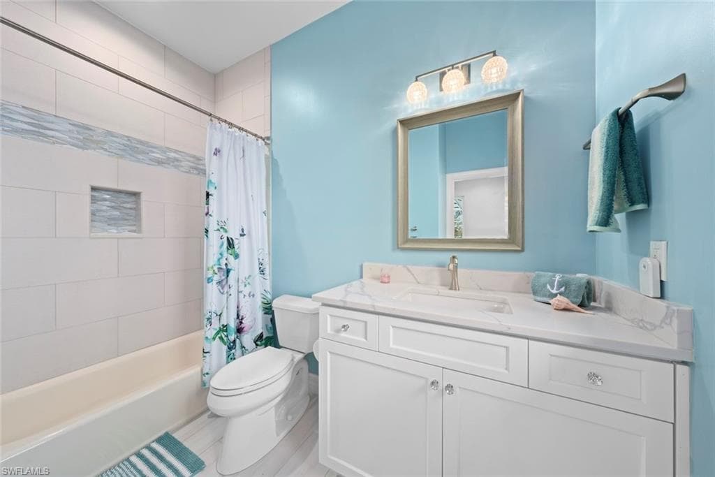 6450 Pine AVE, SANIBEL FL 33957-31