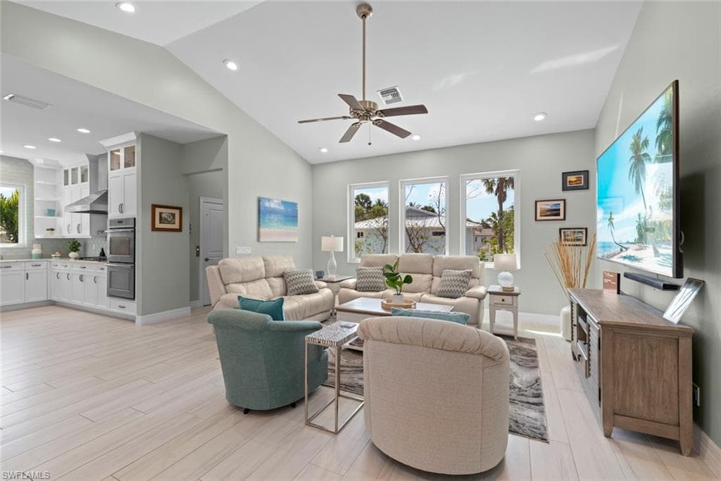 6450 Pine AVE, SANIBEL FL 33957-23