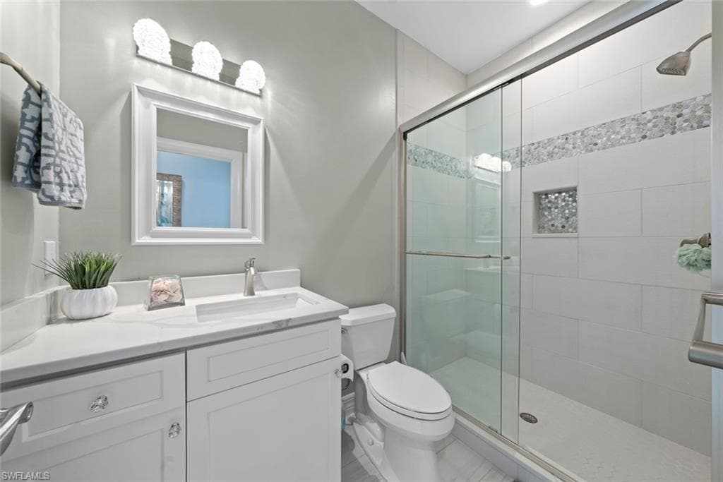 6450 Pine AVE, SANIBEL FL 33957-33