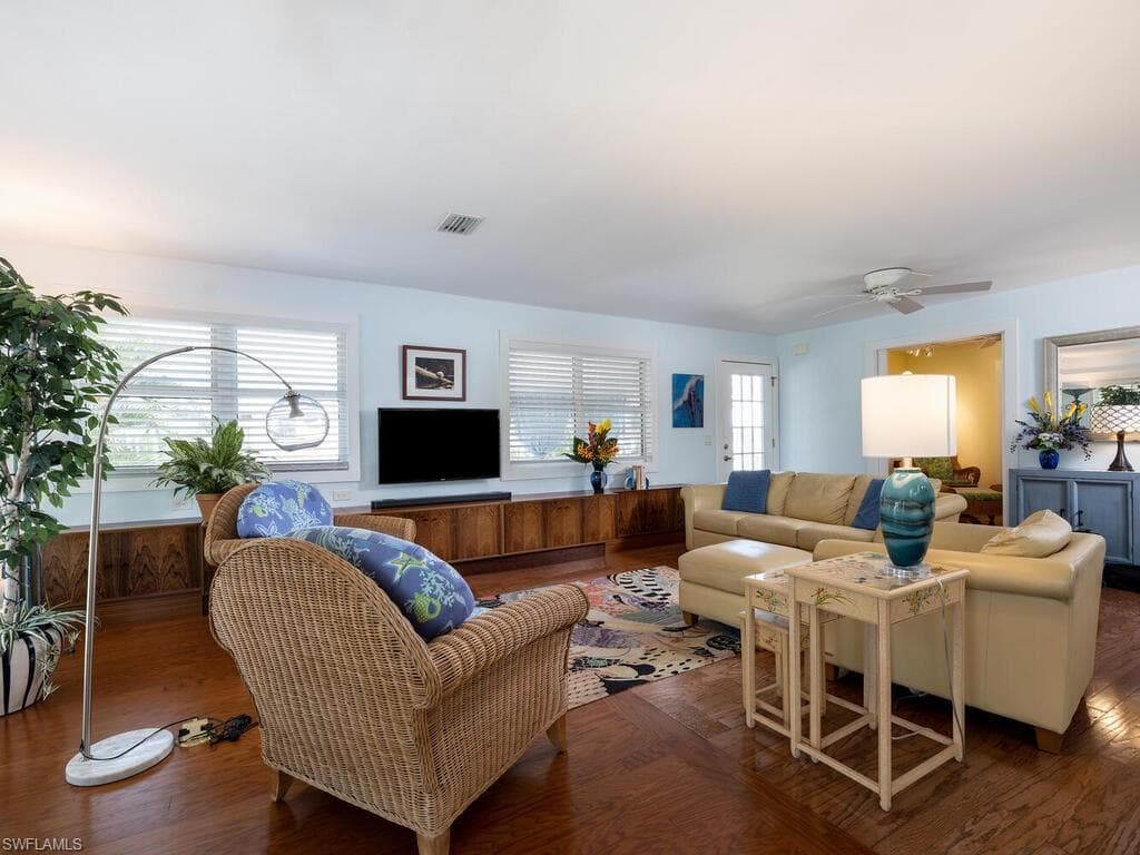 4738 Jackfish ST, BONITA SPRINGS FL 34134-2