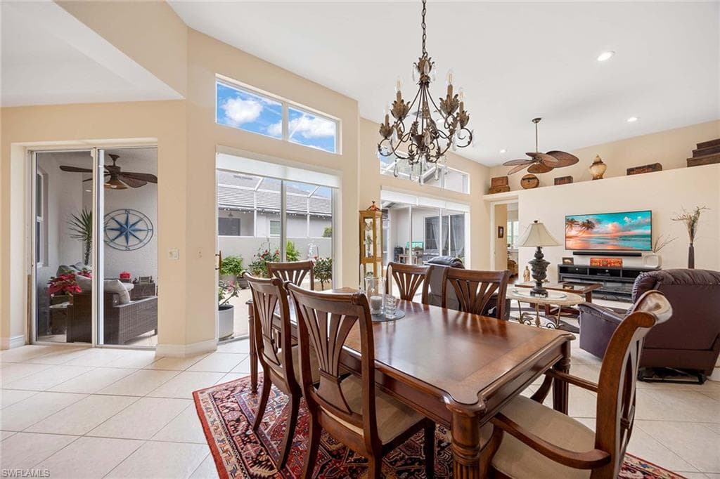 1833 Tarpon Bay DR S # 73, NAPLES FL 34119-4