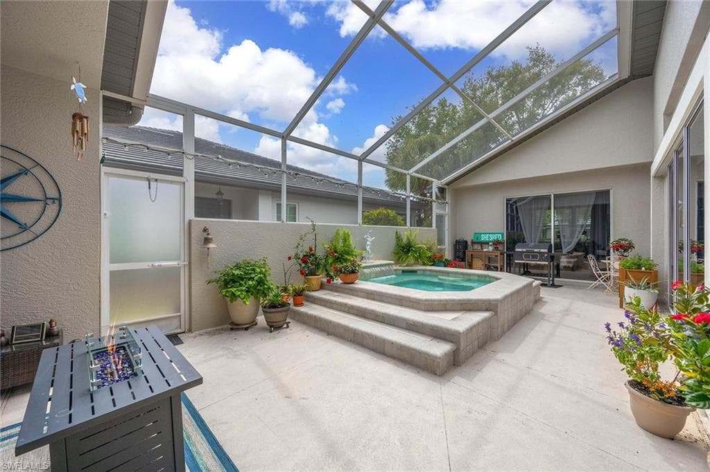 1833 Tarpon Bay DR S # 73, NAPLES FL 34119-19