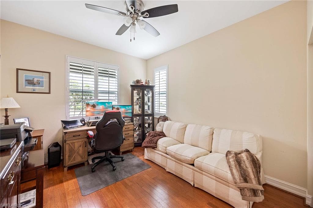 1833 Tarpon Bay DR S # 73, NAPLES FL 34119-17