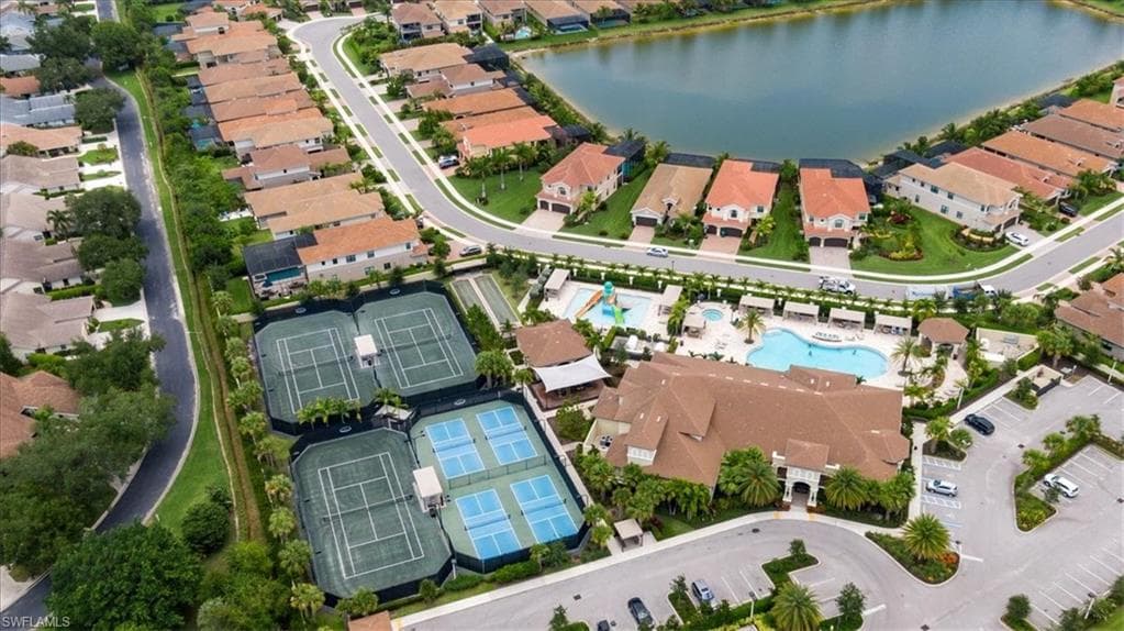 13458 Sumter LN, NAPLES FL 34109-38