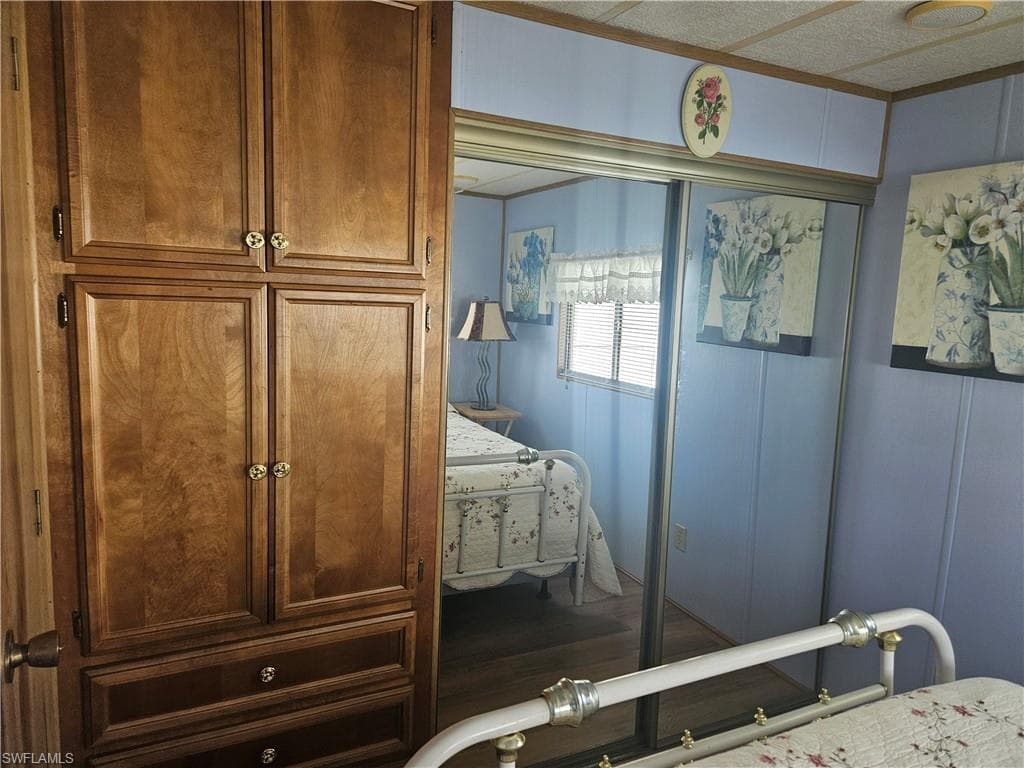 4 Onyx DR # 4O, NAPLES FL 34114-11