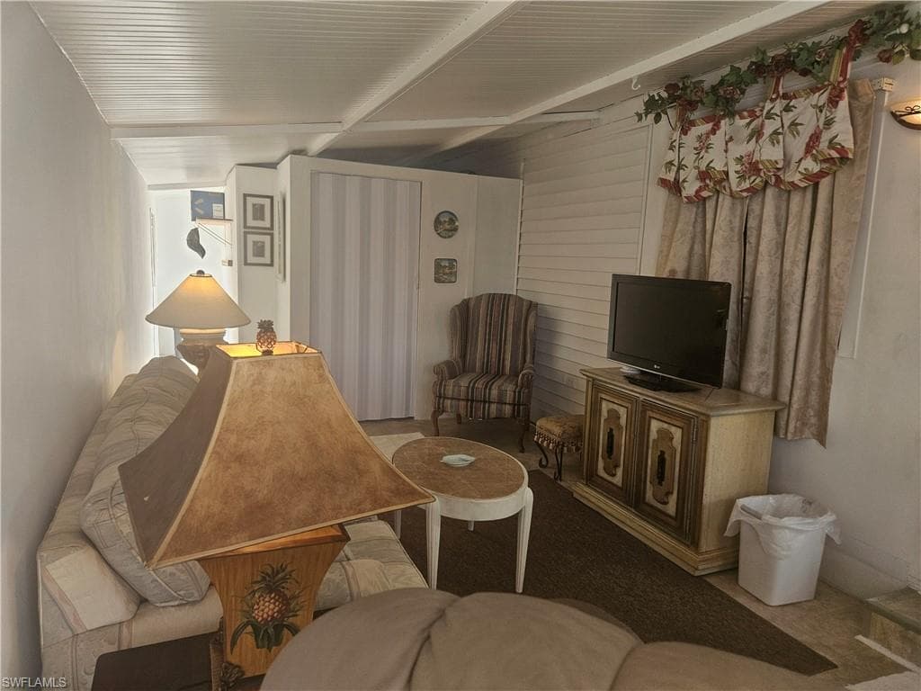 4 Onyx DR # 4O, NAPLES FL 34114-4