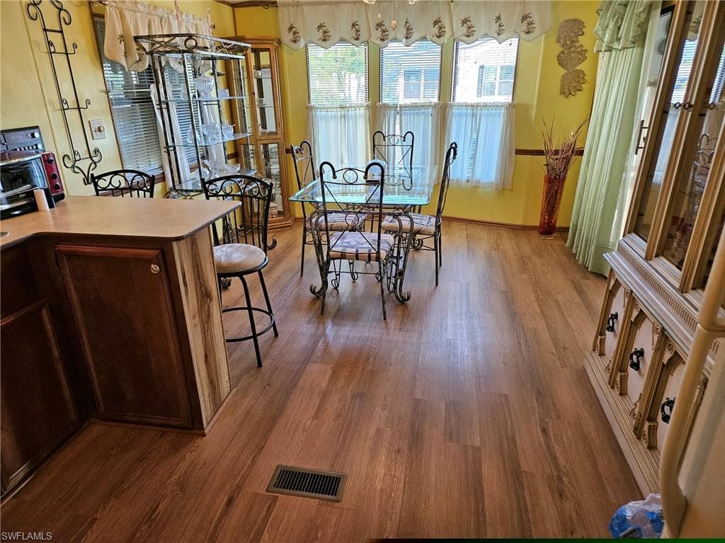 4 Onyx DR # 4O, NAPLES FL 34114-28