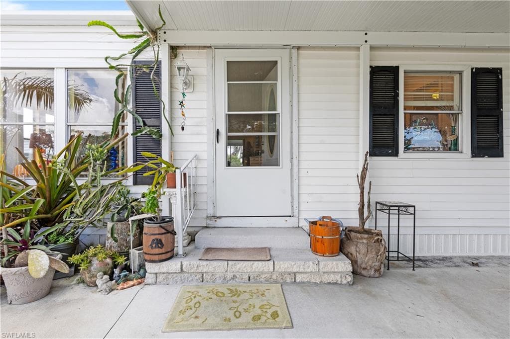 101 Audubon RD, NAPLES FL 34114-14