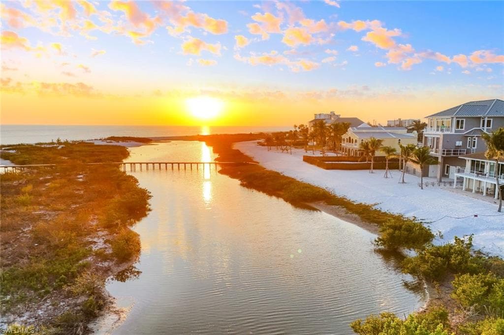 8180 Estero BLVD, FORT MYERS BEACH FL 33931-46