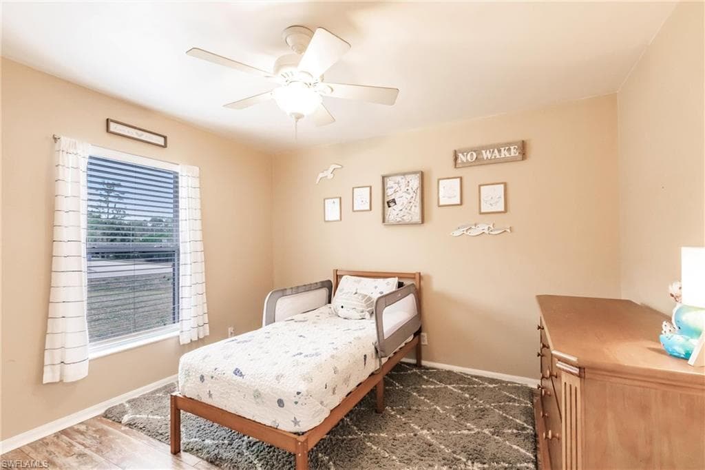 324 Parkdale BLVD-25