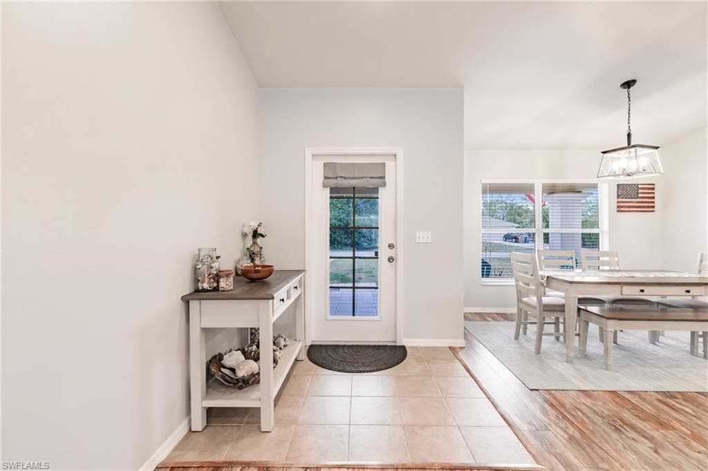 324 Parkdale BLVD-2
