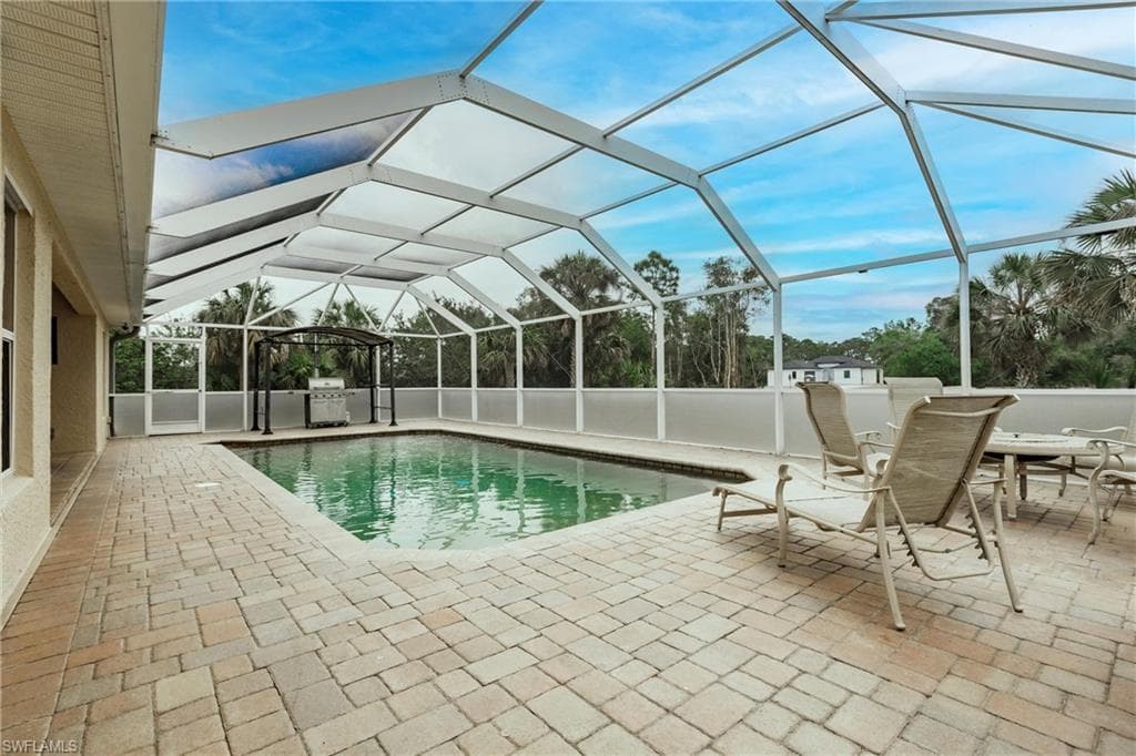 324 Parkdale BLVD-37