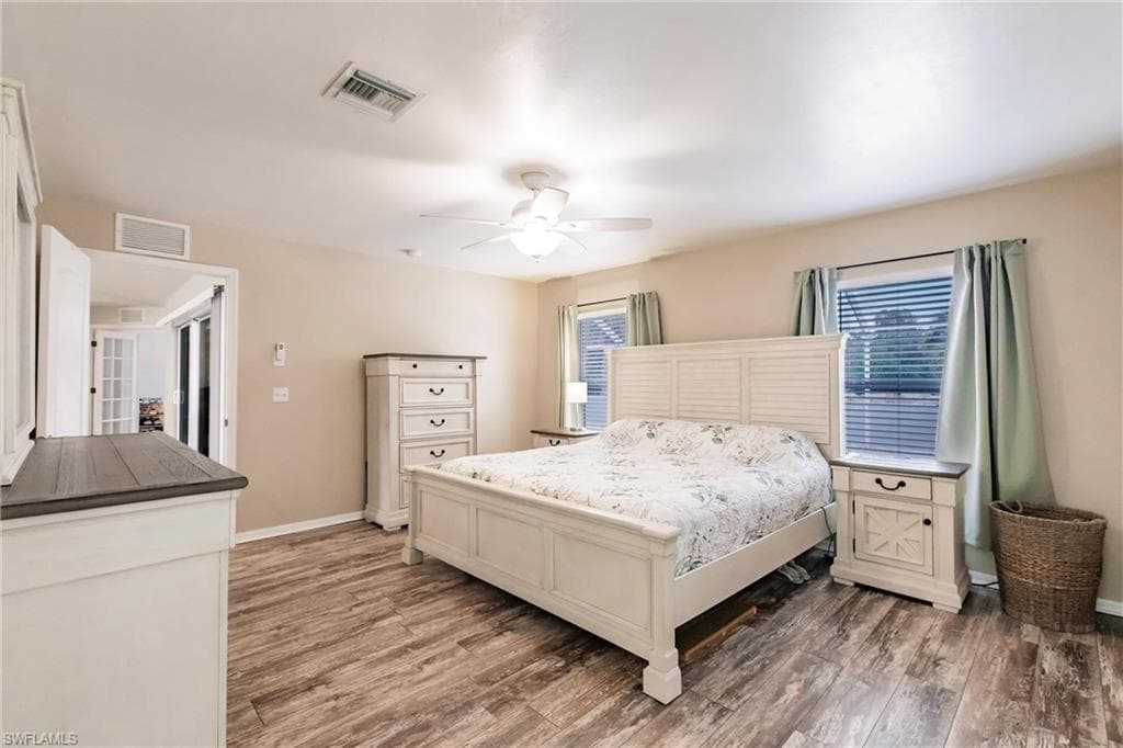 324 Parkdale BLVD-17