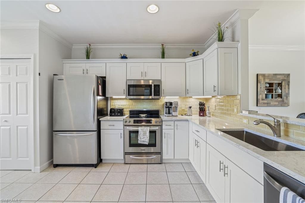 3047 Horizon LN # 1908, NAPLES FL 34109-3