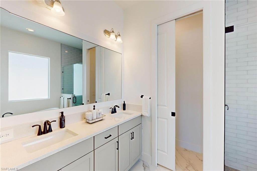 3697 Sapphire Cove CIR, NAPLES FL 34114-26