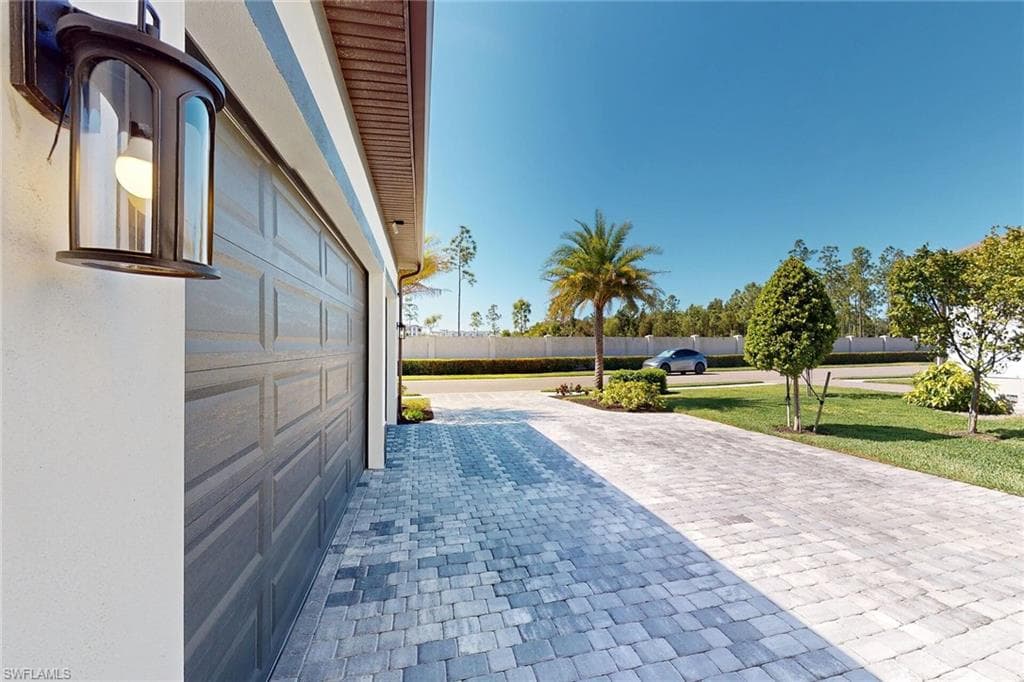 3697 Sapphire Cove CIR, NAPLES FL 34114-41
