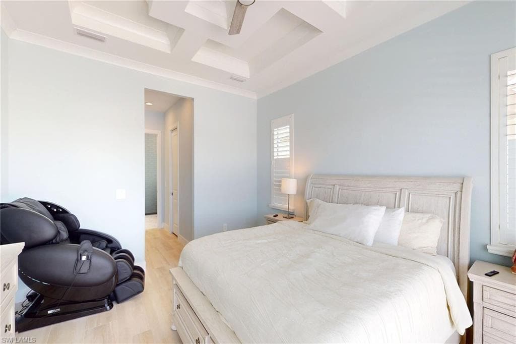 3697 Sapphire Cove CIR, NAPLES FL 34114-25