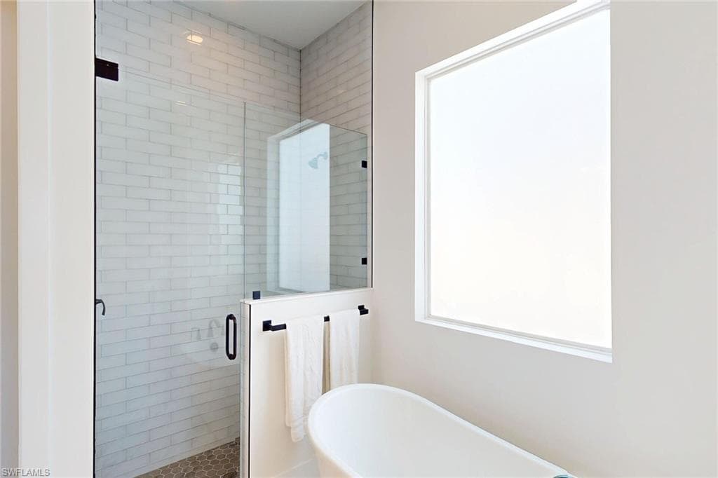 3697 Sapphire Cove CIR, NAPLES FL 34114-27