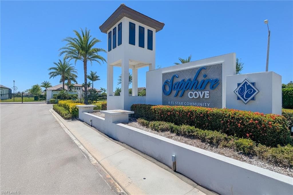 3697 Sapphire Cove CIR, NAPLES FL 34114-47