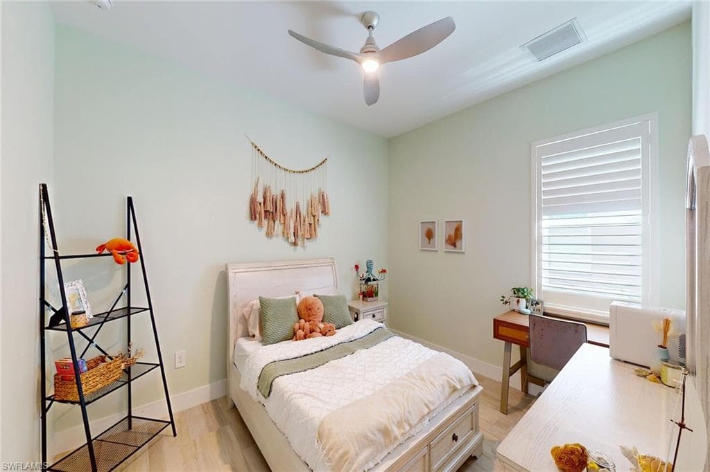 3697 Sapphire Cove CIR, NAPLES FL 34114-28