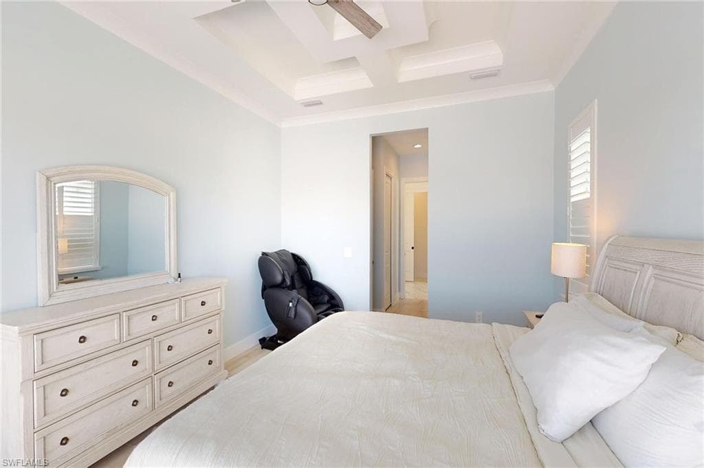 3697 Sapphire Cove CIR, NAPLES FL 34114-24