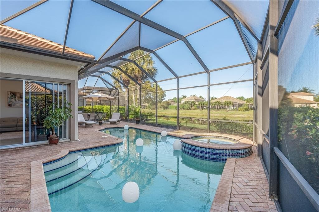 379 Cypress WAY W, NAPLES FL 34110-26