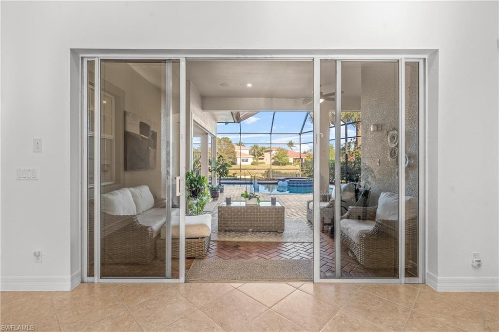 379 Cypress WAY W, NAPLES FL 34110-21