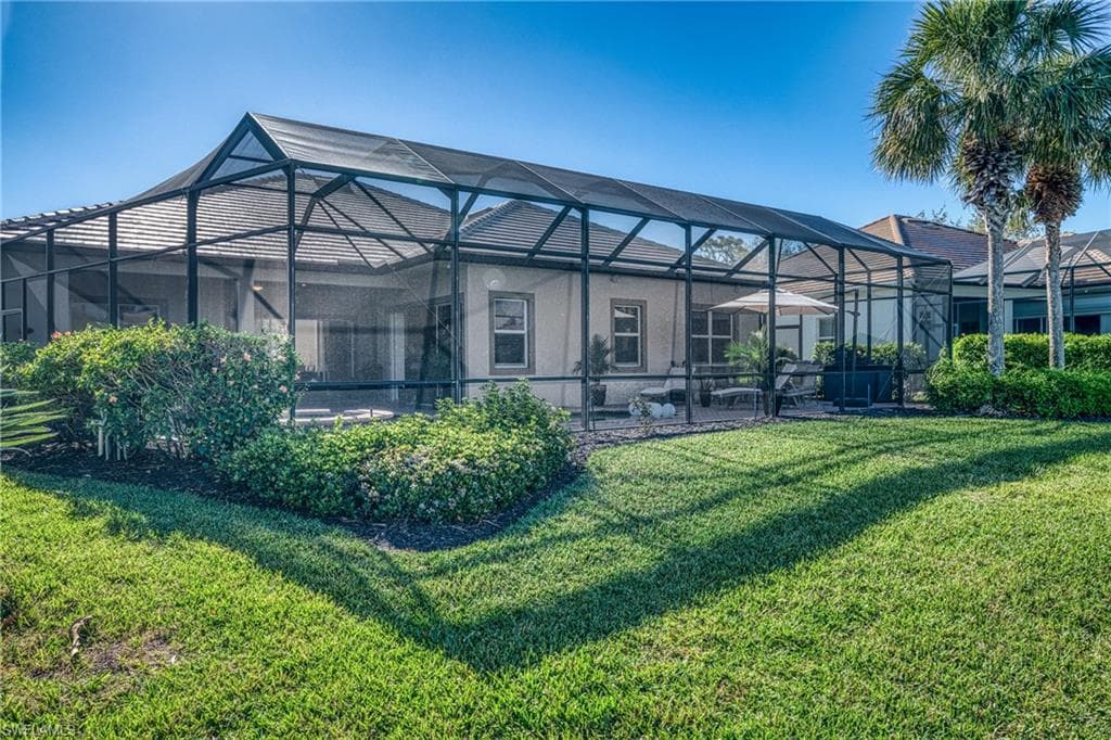 379 Cypress WAY W, NAPLES FL 34110-44