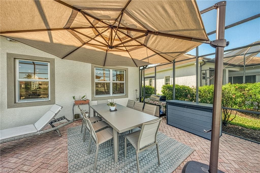 379 Cypress WAY W, NAPLES FL 34110-28