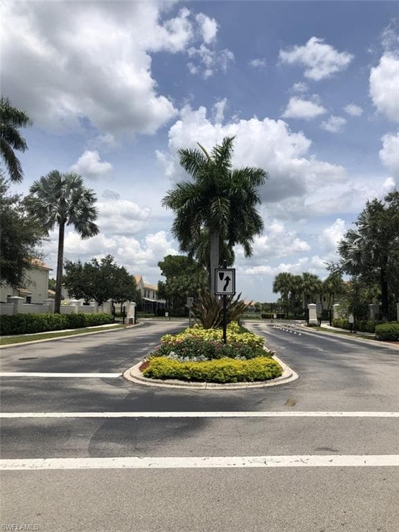 1380 Tiffany LN # 2204, NAPLES FL 34105-27