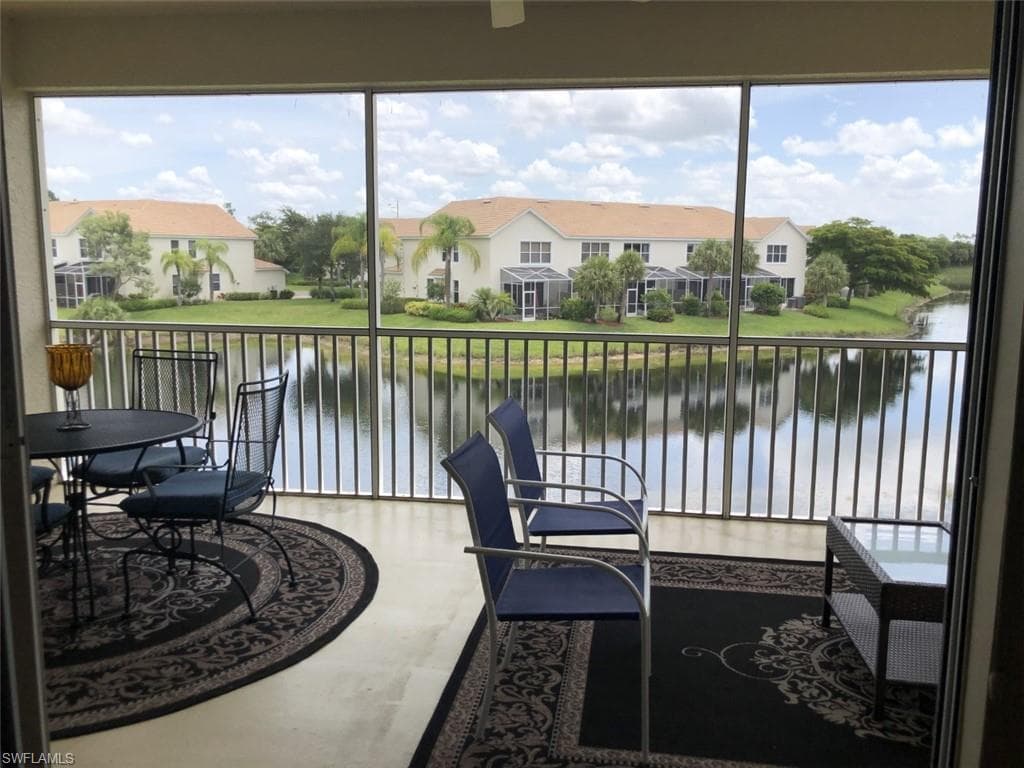 1380 Tiffany LN # 2204, NAPLES FL 34105-23
