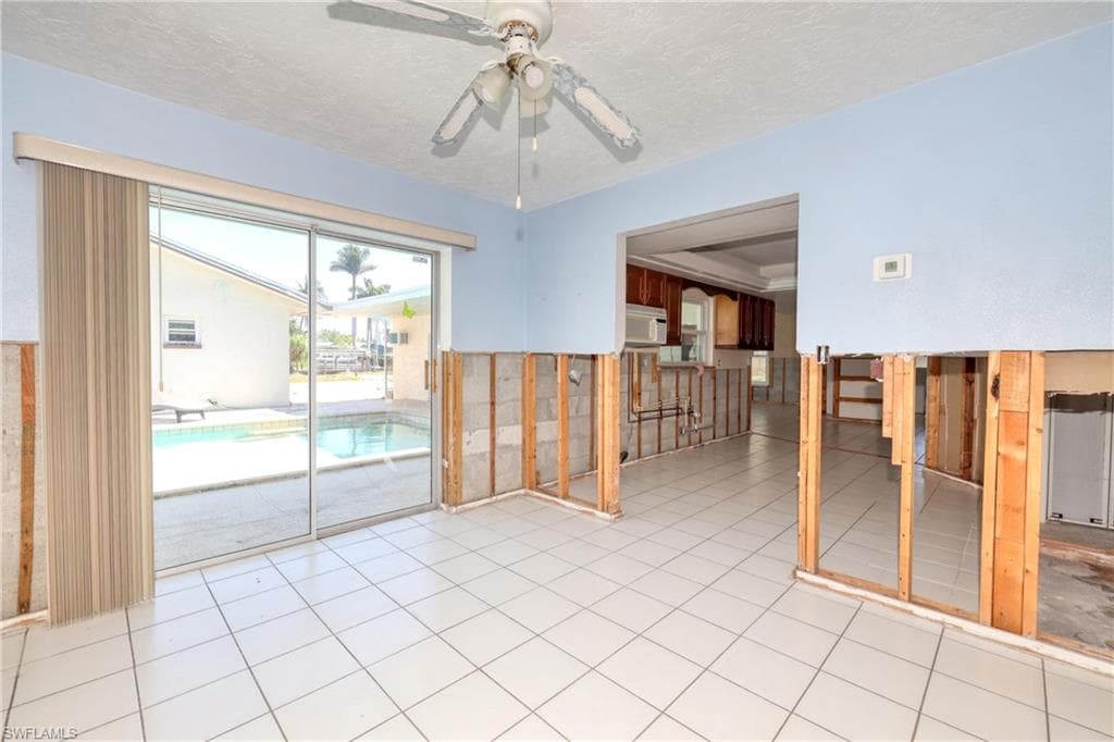 1888 Coral CIR-12