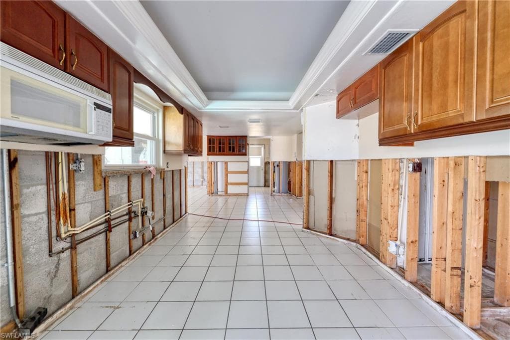 1888 Coral CIR-11