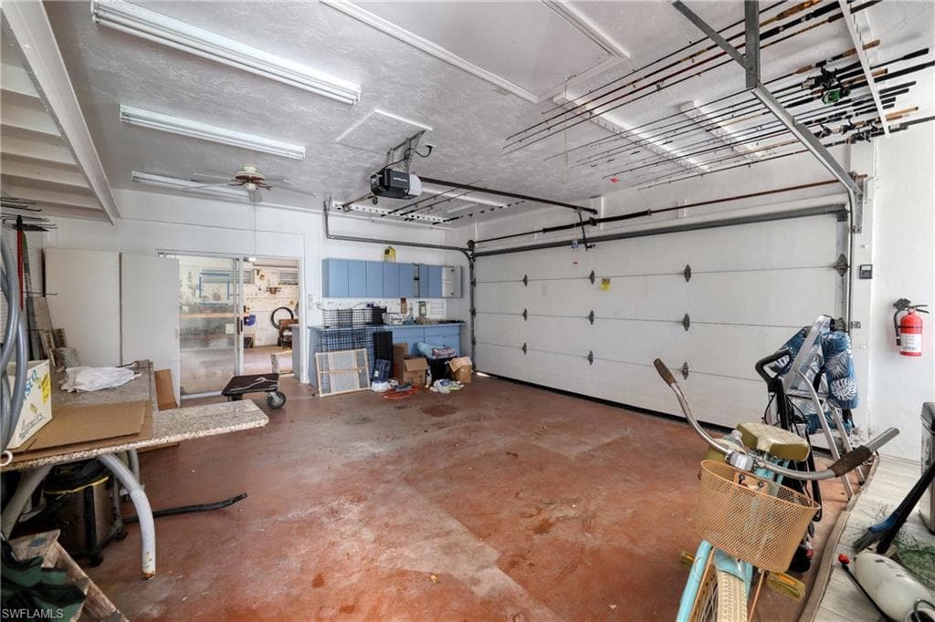 1888 Coral CIR-27
