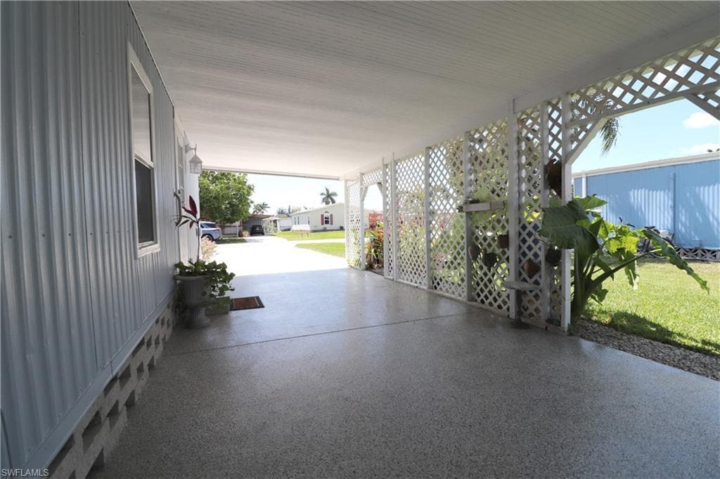 221 Grassy Key LN # 174, NAPLES FL 34114-5