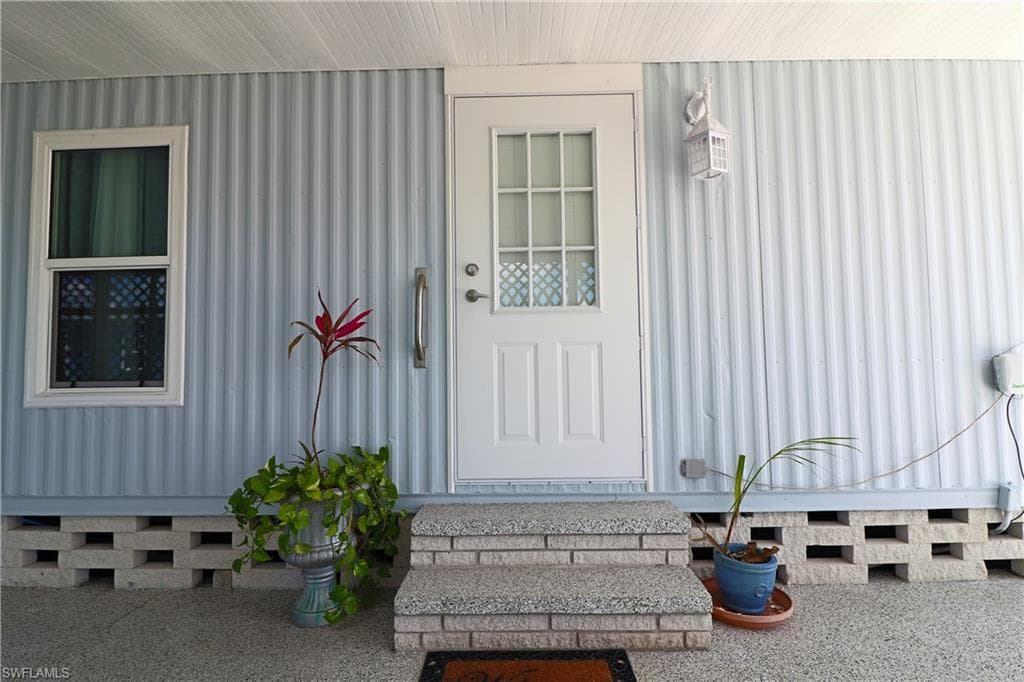 221 Grassy Key LN # 174, NAPLES FL 34114-6