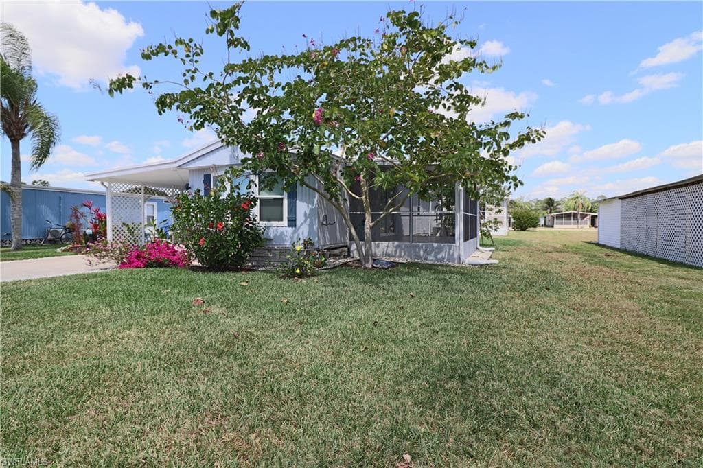 221 Grassy Key LN # 174, NAPLES FL 34114-2