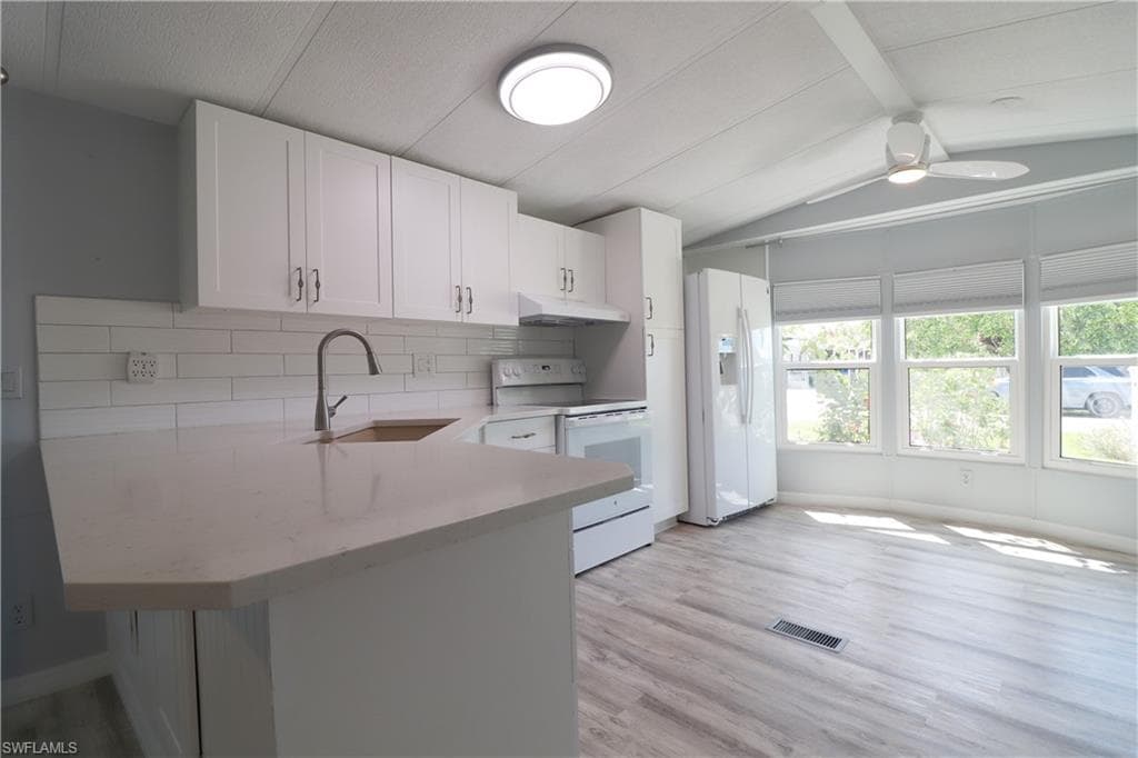 221 Grassy Key LN # 174, NAPLES FL 34114-8