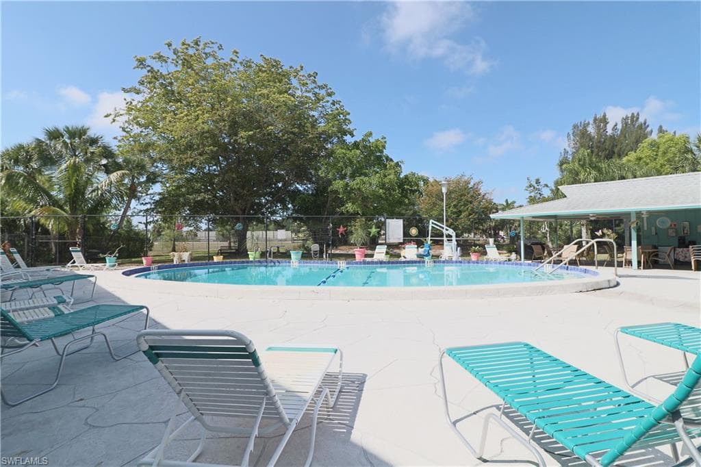 221 Grassy Key LN # 174, NAPLES FL 34114-34