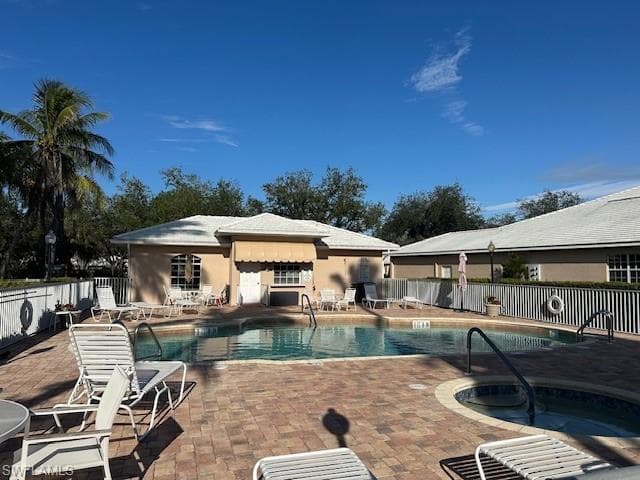 8676 Franchi BLVD, FORT MYERS FL 33919-1