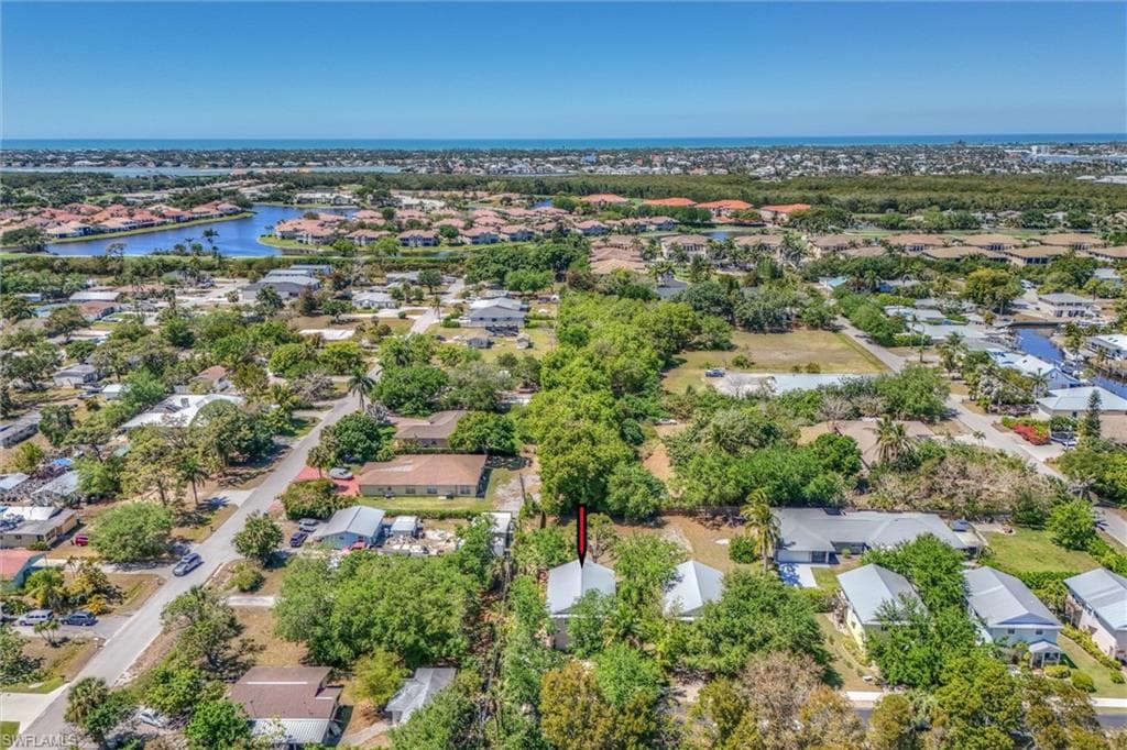 2800 Lakeview DR # 5, NAPLES FL 34112-21