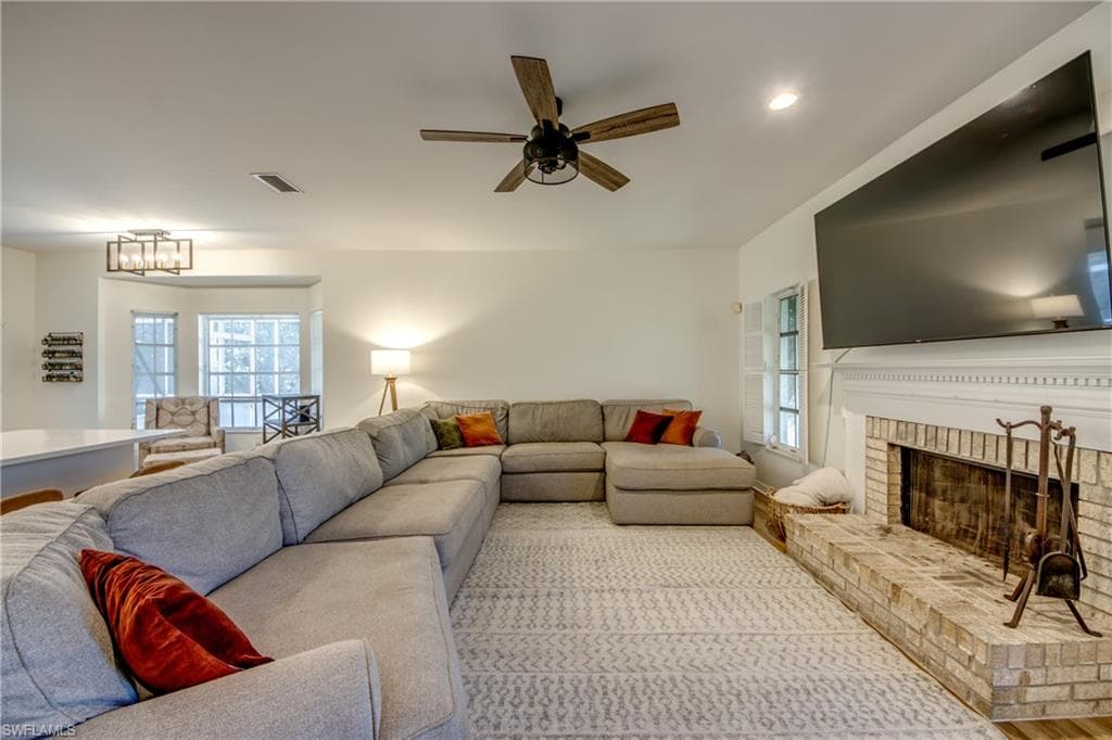 354 Prather DR, FORT MYERS FL 33919-15