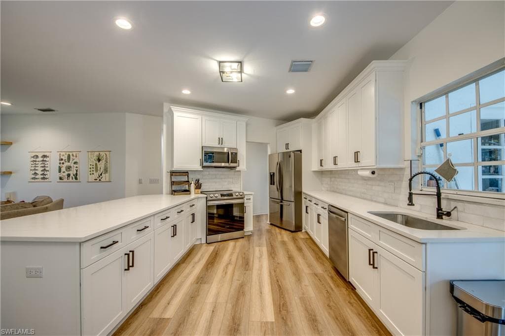 354 Prather DR, FORT MYERS FL 33919-9