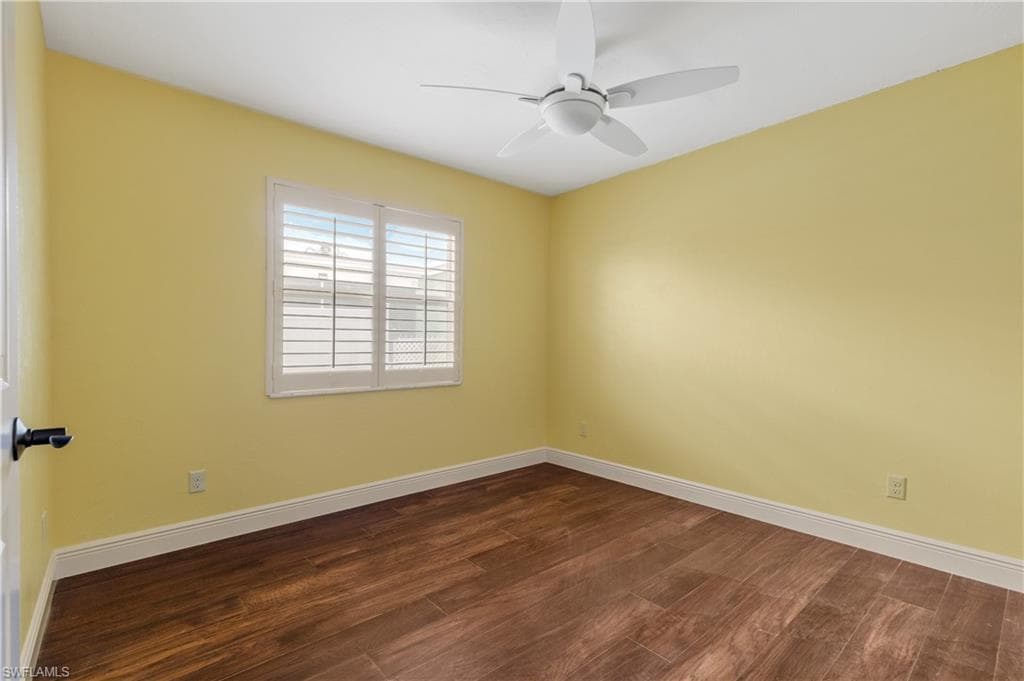 2020 Aruba AVE, FORT MYERS FL 33905-23